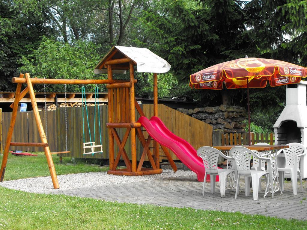 Pension U Milana Dvůr Králové nad Labem Dış mekan fotoğraf